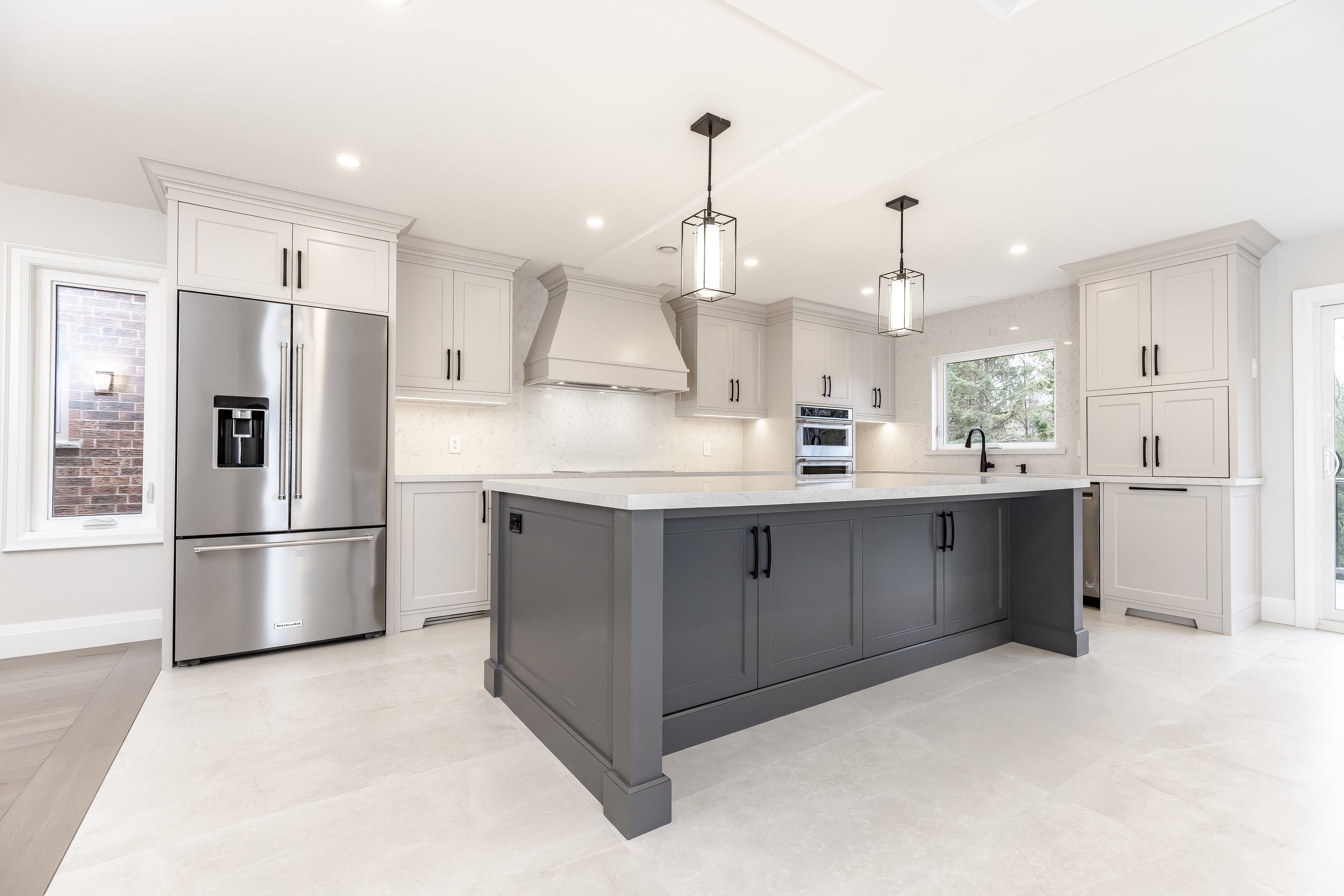 24 D, Woodbridge, Vaughan — custom cabinetry by Metrico